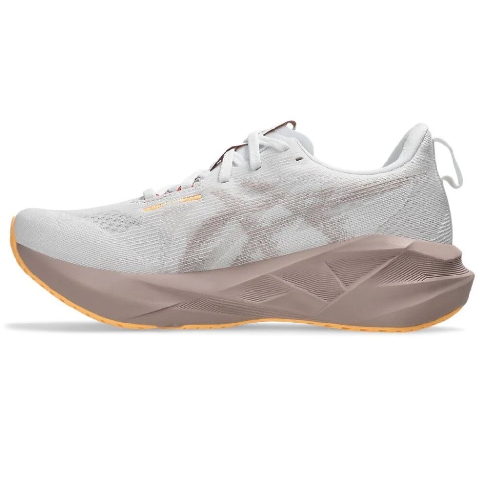 ASICS Women's Novablast 5 Wide Sneaker - Picture 5 of 8